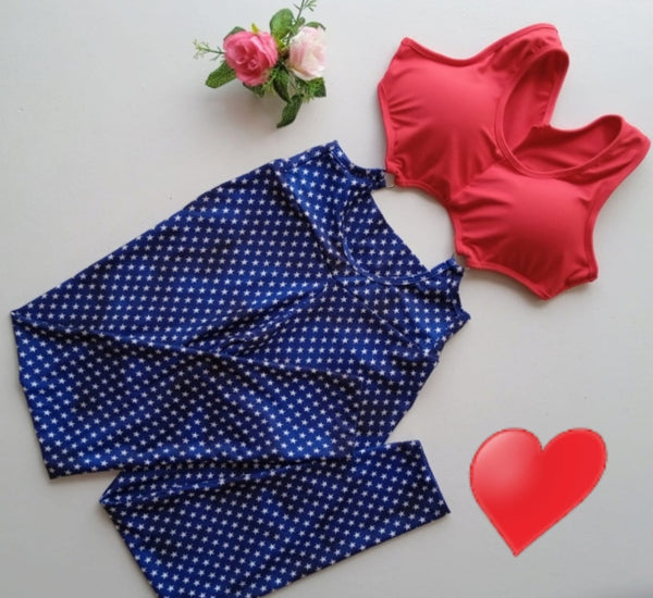 Enterizo largo rojo y azul con estrellas